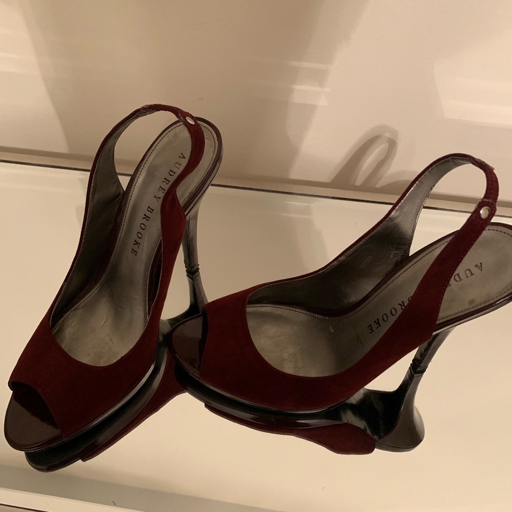 Audrey Brooke Peep Toe